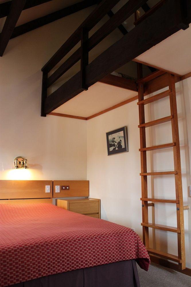 Lodge Alpine *